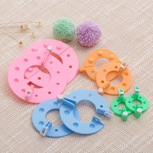 Kit Knitting plastic crafts