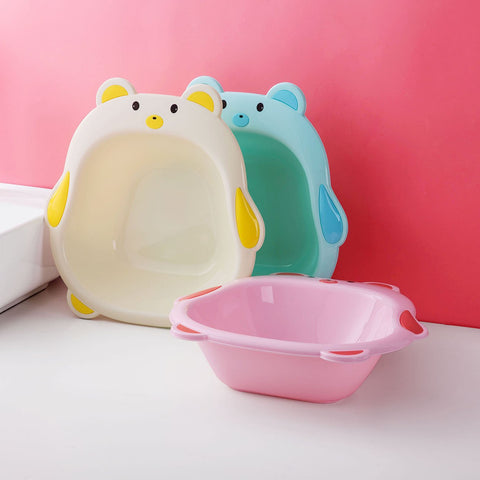 Cartoon Bear Pattern Plastic Basin