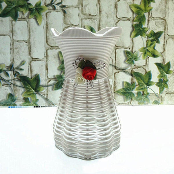 Plastic Rattan flower vase